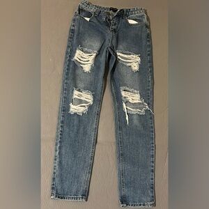 ❤️ Pretty Little Thing Distressed Blue Jeans for Women